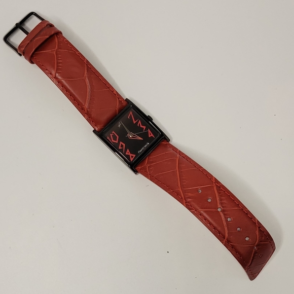 🆕️ Fastrack Women's Watch - Picture 3 of 7